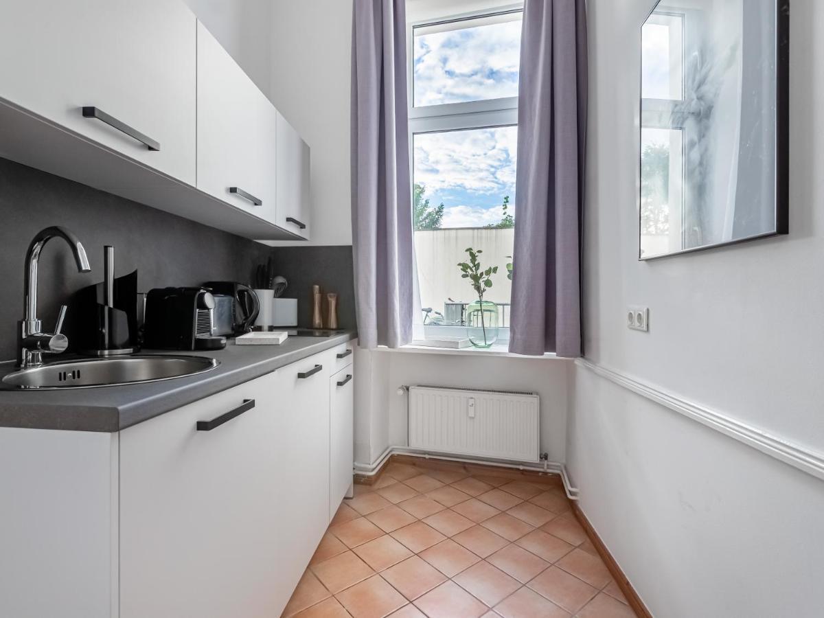 limehome Berlin Malmöer Straße Exteriör bild