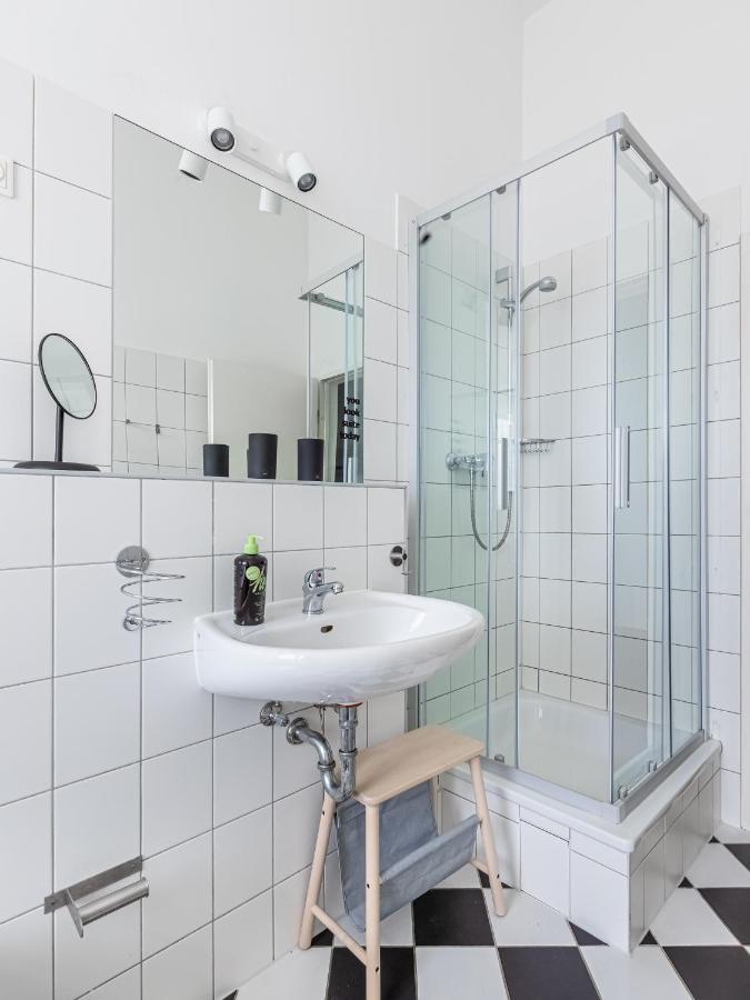 limehome Berlin Malmöer Straße Exteriör bild